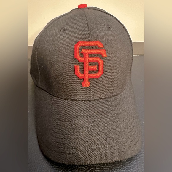 New Era 39Thirty Men’s Small-Medium fitted San Fransisco Giants Cap GUC - Picture 9 of 9